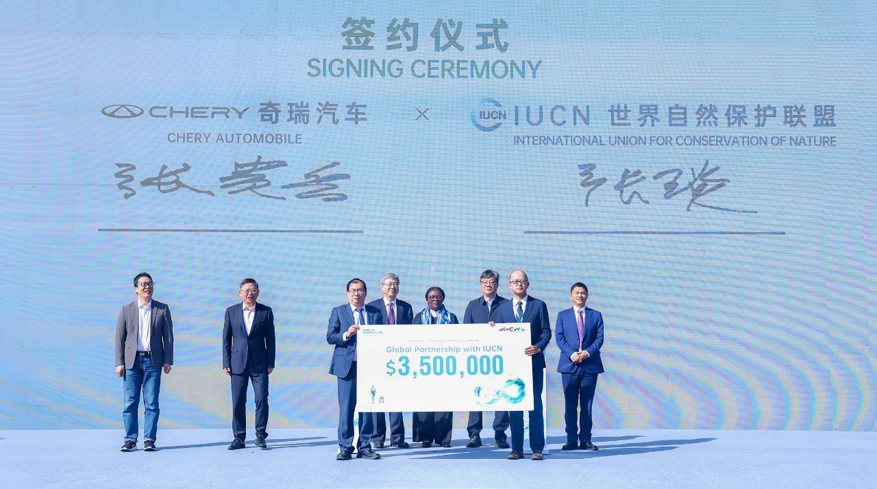 奇瑞集團(tuán)2024年出口汽車114.46萬(wàn)輛，同比增長(zhǎng)21.4%，連續(xù)22年出口第一！